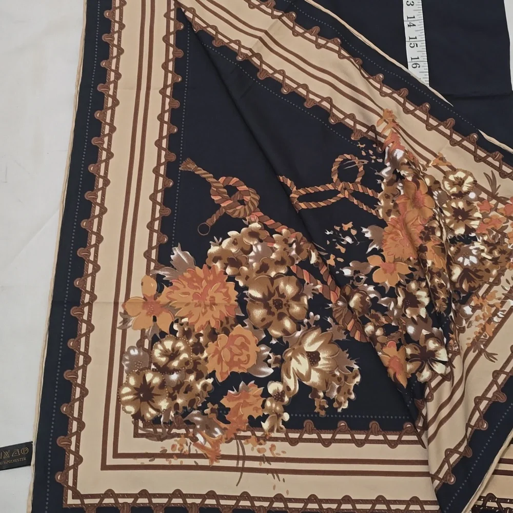 AKER Scarf – Lightweight Luxury Headscarf‎